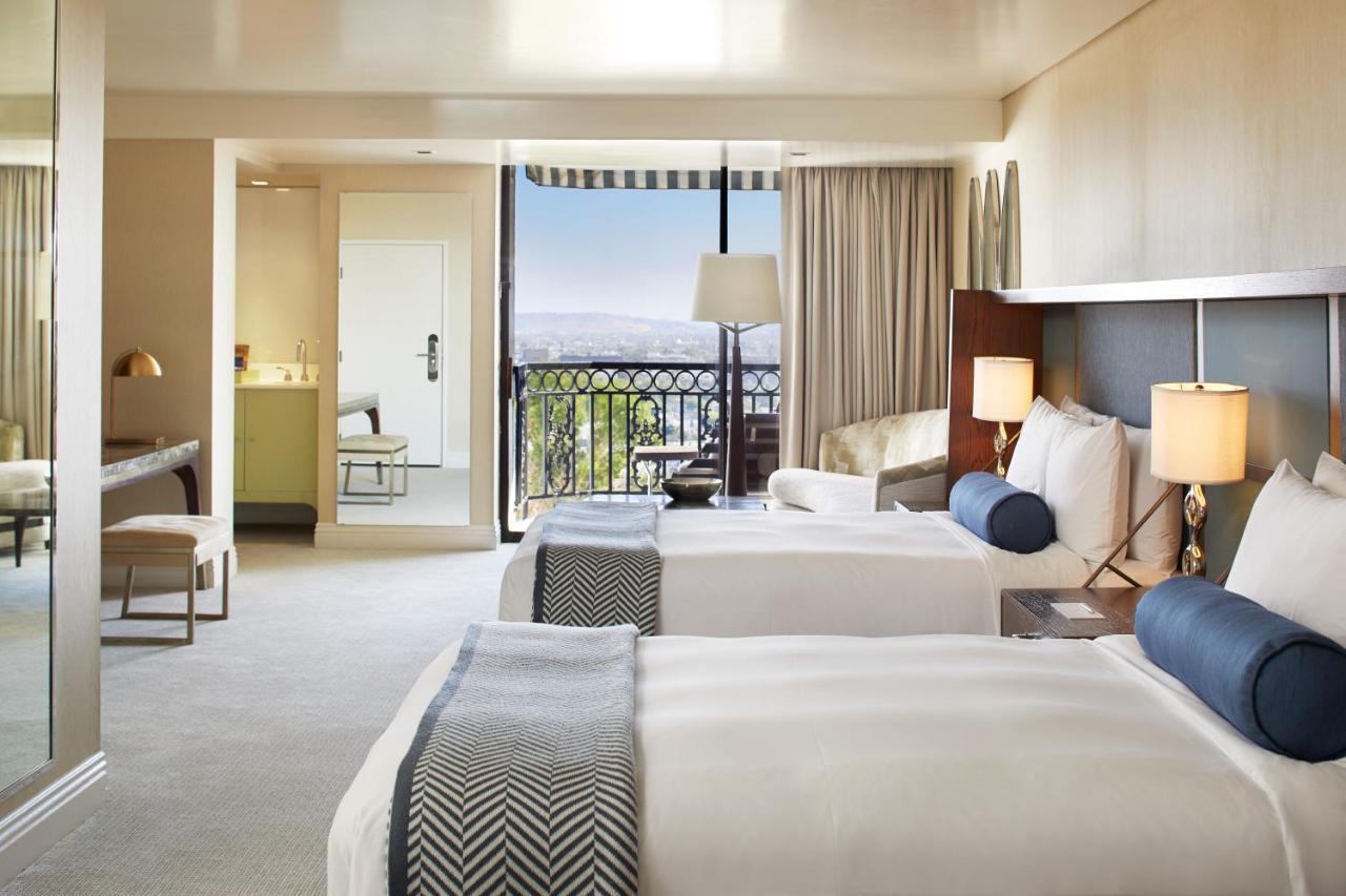 The London West Hollywood At Beverly Hills Екстер'єр фото A guest room at the Wynn