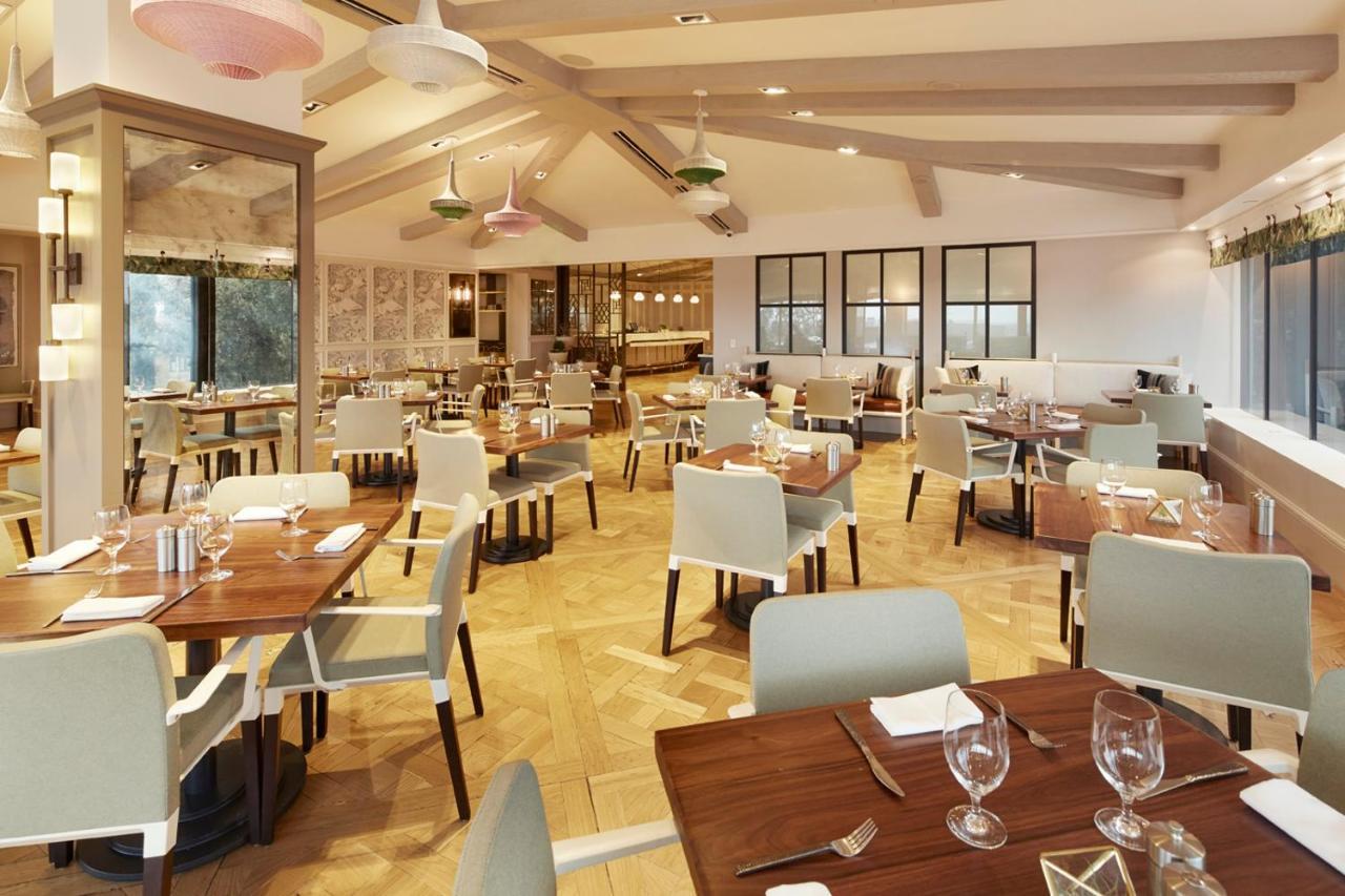 The London West Hollywood At Beverly Hills Екстер'єр фото Interior of the restaurant
