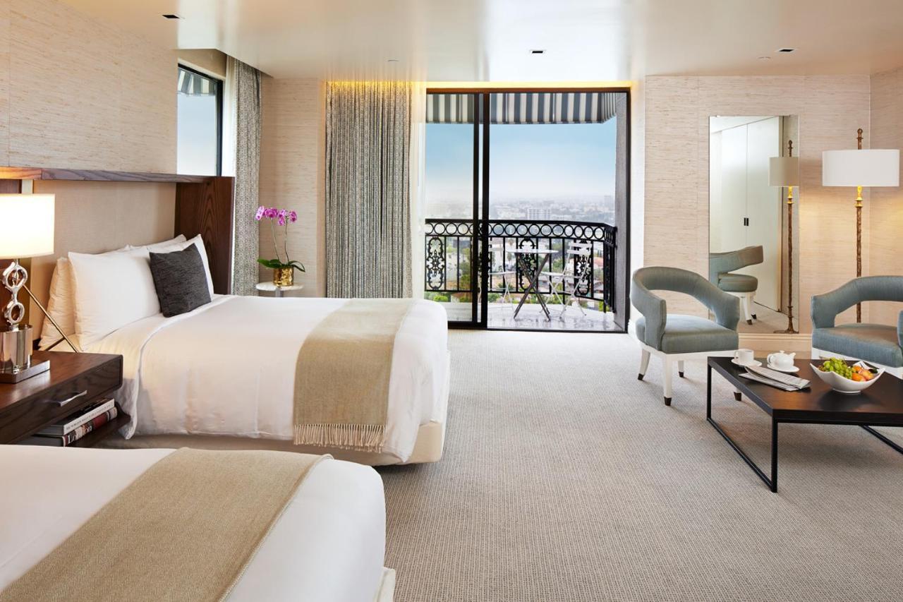 The London West Hollywood At Beverly Hills Екстер'єр фото A guest room at the Wynn